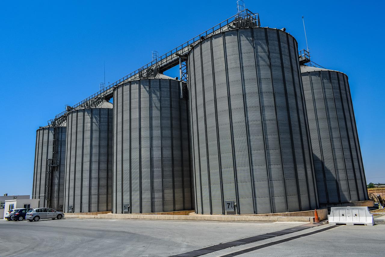 silo, tower, industry-3422351.jpg